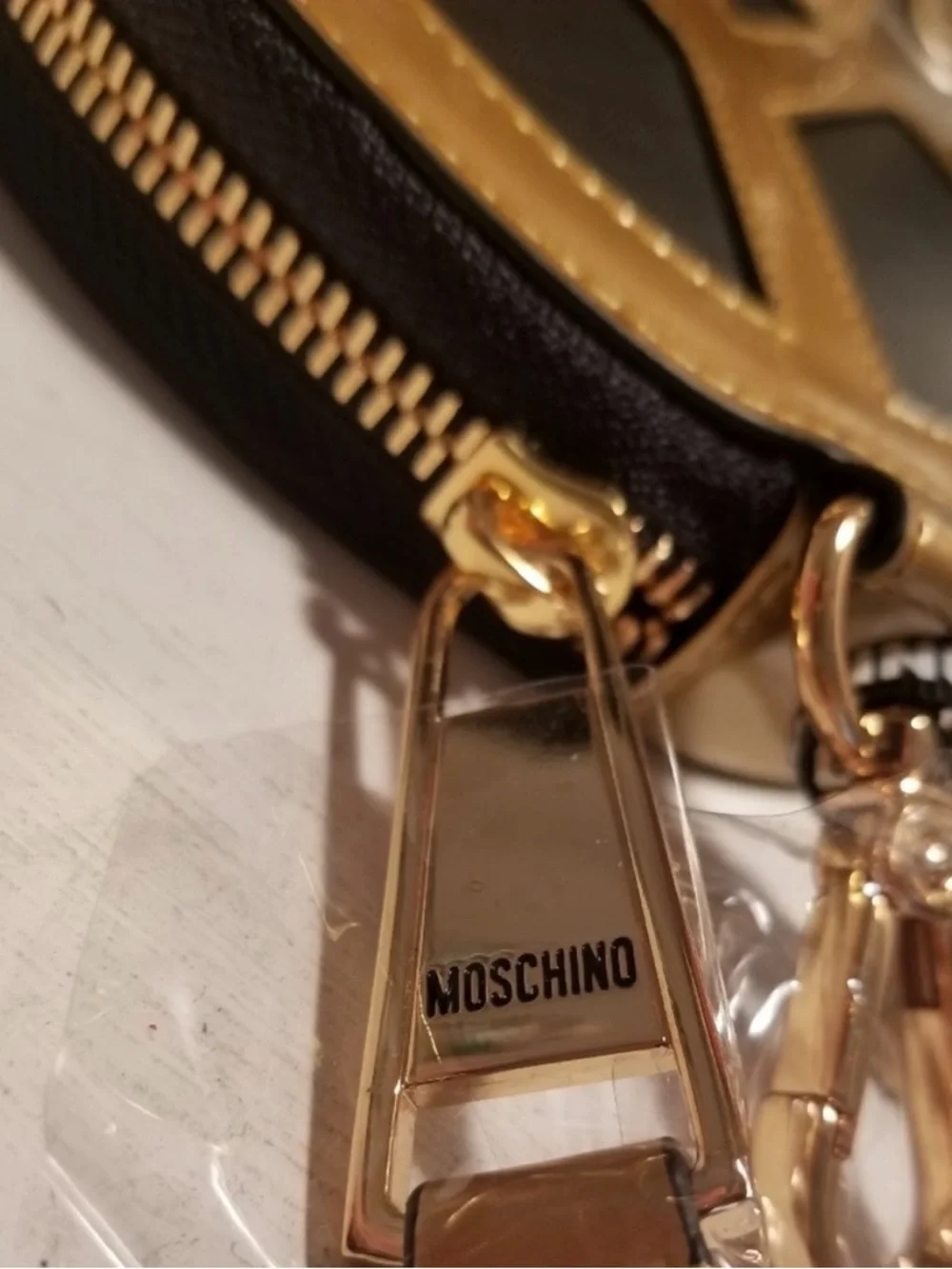 Moschino H&M Peace Sign Round Pouch Black Gold Leather - Picture 2 of 4